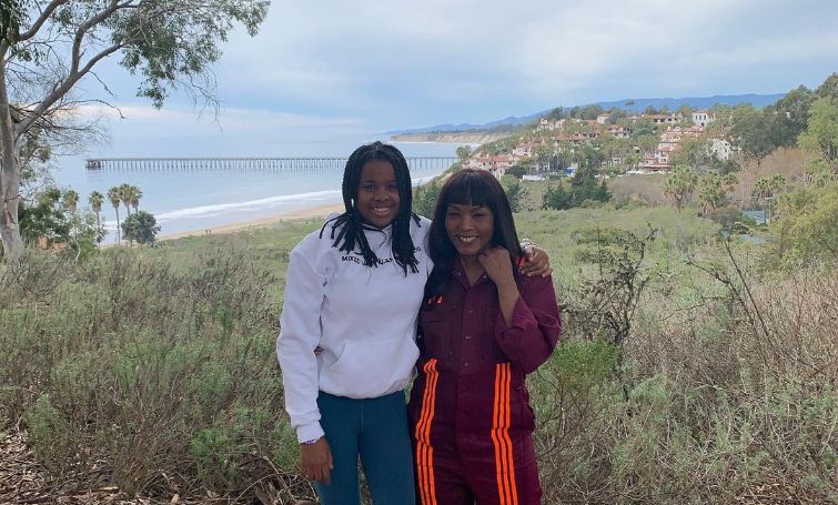 Facts about Angela Bassett's Daughter Bronwyn Vance 